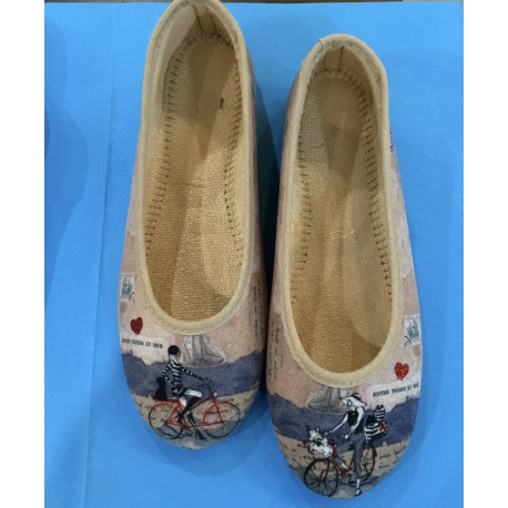 Ballerine MAISON DE L'ESPADRILLE 2029-3 Beige avec motif Dame en vélo marine/beige